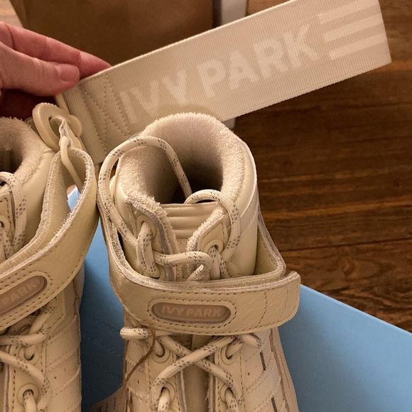 Adidas x Ivy Park Forum Mid Unisex - Picture 9 of 16